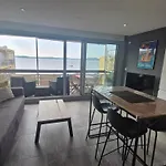 Climatise 2 Pieces Avec Vue Mer, Centre-ville Sainte-maxime, Animaux Acceptes - Fr-1-780-26 Apartment *