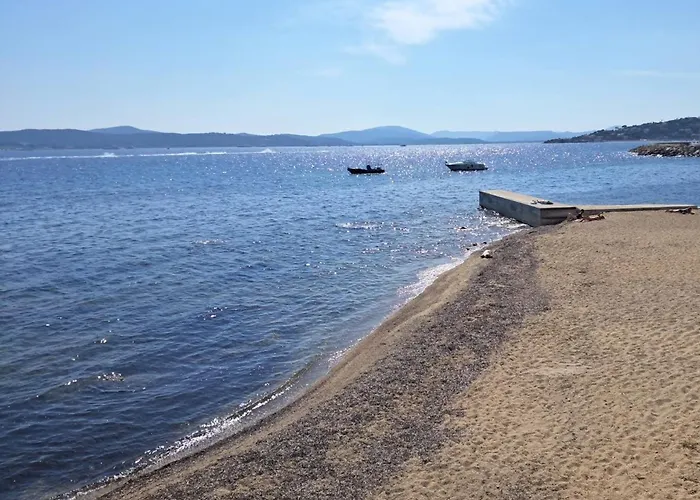 Climatise 2 Pieces Avec Vue Mer, Centre-ville Sainte-maxime, Animaux Acceptes - Fr-1-780-26 Apartment Sainte-Maxime