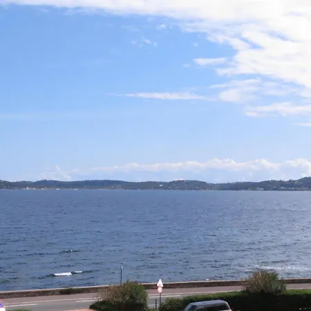 Climatise 2 Pieces Avec Vue Mer, Centre-ville Sainte-maxime, Animaux Acceptes Sainte-Maxime