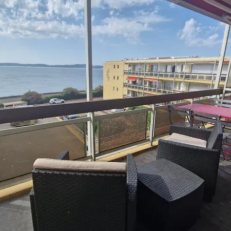 Apartment Climatise 2 Pieces Avec Vue Mer, Centre-ville Sainte-maxime, Animaux Acceptes