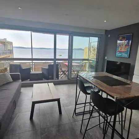 Climatise 2 Pieces Avec Vue Mer, Centre-ville Sainte-maxime, Animaux Acceptes - Fr-1-780-26 Daire *