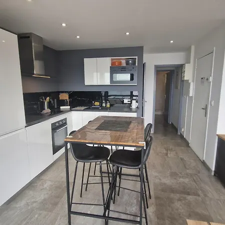 Climatise 2 Pieces Avec Vue Mer, Centre-ville Sainte-maxime, Animaux Acceptes - Fr-1-780-26 Apartment Sainte-Maxime