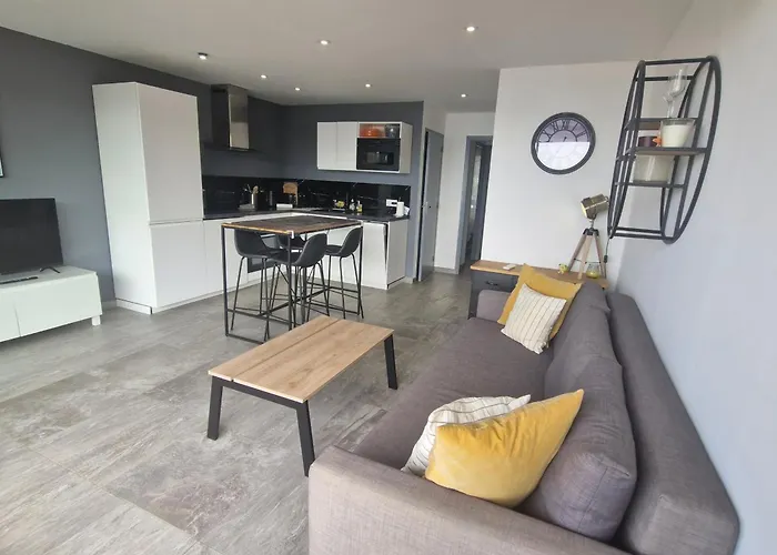 Climatise 2 Pieces Avec Vue Mer, Centre-ville Sainte-maxime, Animaux Acceptes - Fr-1-780-26 Apartament Sainte-Maxime