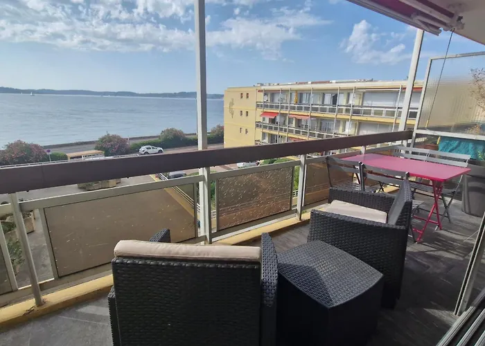 아파트 Climatise 2 Pieces Avec Vue Mer, Centre-ville Sainte-maxime, Animaux Acceptes - Fr-1-780-26