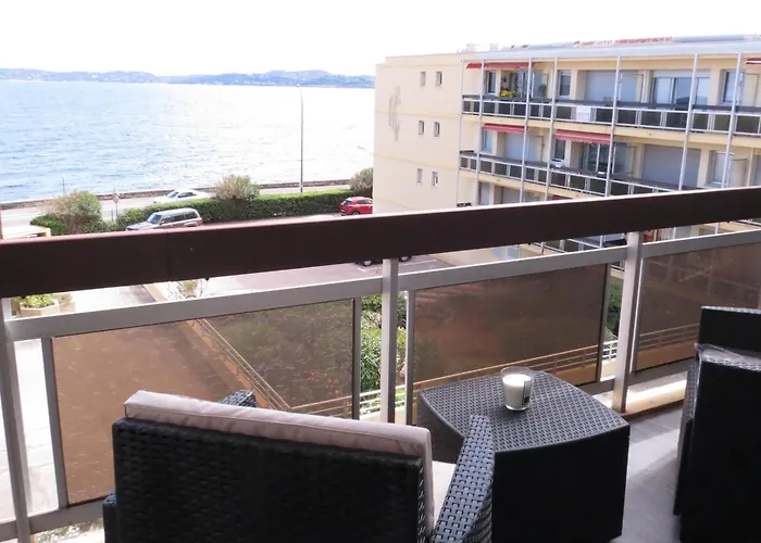 Climatise 2 Pieces Avec Vue Mer, Centre-ville Sainte-maxime, Animaux Acceptes - Fr-1-780-26 아파트